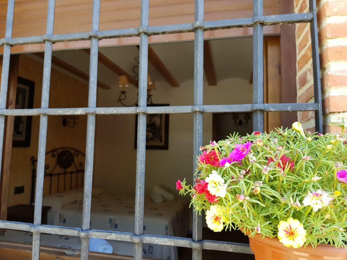 Alojamiento Rural Casa Inocente La Toba  外观 照片